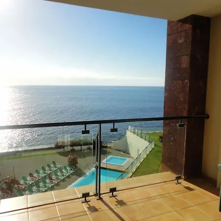 Апарт-отель Sea View 4*