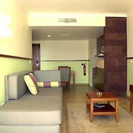 Sea View 4*