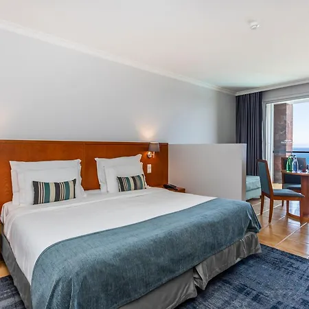 Апарт-отель Sea View Паул-ду-Мар