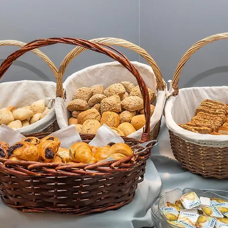 Апарт-отель Sea View 4*