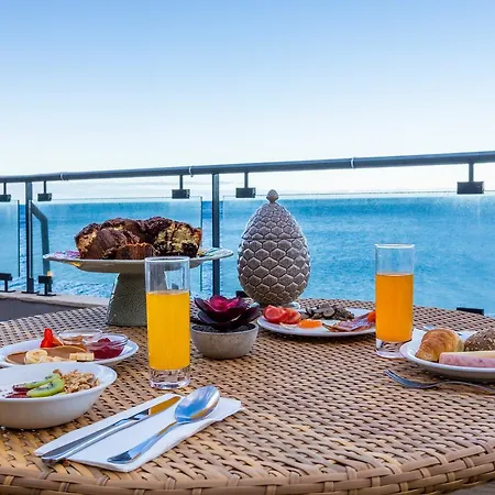 Апарт-отель Sea View 4*