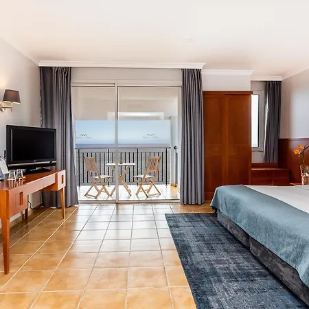 Sea View Aparthotel 4*