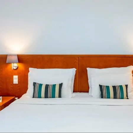 Aparthotel Sea View 4*