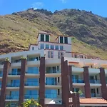 Sea View Apartmanhotel 4*
