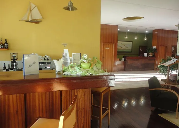 Ξενοδοχείο με διαμερίσματα Sea View Paul do Mar (Madeira)