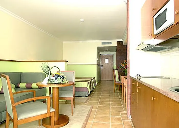 Sea View 4* Paul do Mar (Madeira)