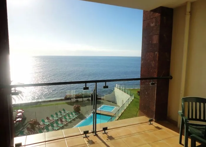 Apartahotel Sea View 4*