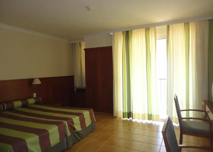 Sea View 4* Paul do Mar (Madeira)