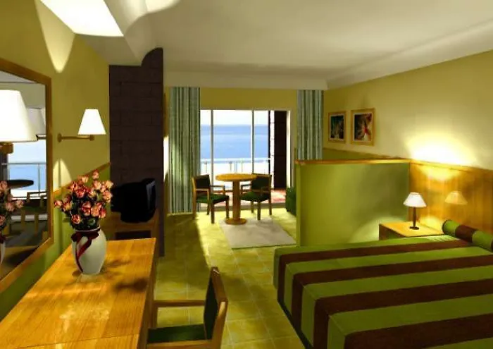 Sea View 4* Paul do Mar (Madeira)