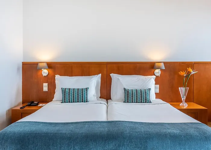 Sea View Apartahotel